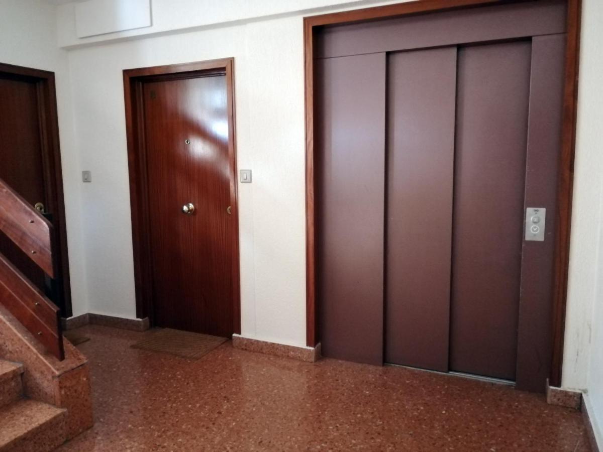 Andramari Tourist Home Parking& Wifi Аморебієта-Ечано Екстер'єр фото