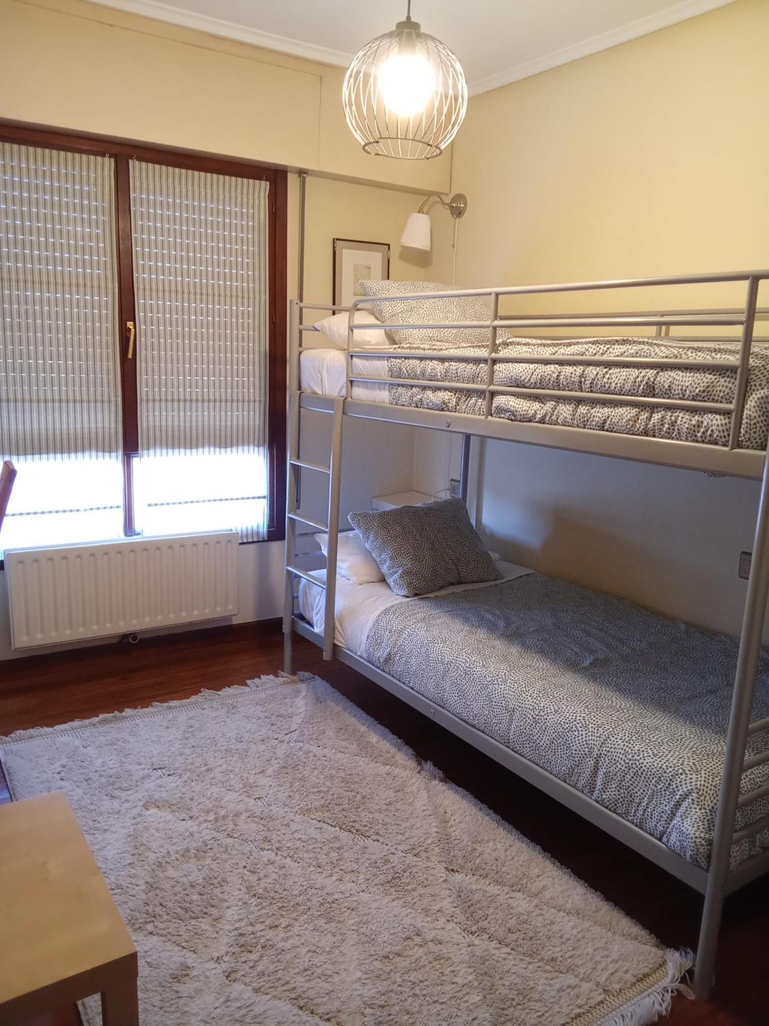 Andramari Tourist Home Parking& Wifi Аморебієта-Ечано Екстер'єр фото